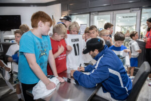 NHL & T1D star Luke Kunin joins camp annually to answer player questions, share about his career, and sign autographs for everyone!